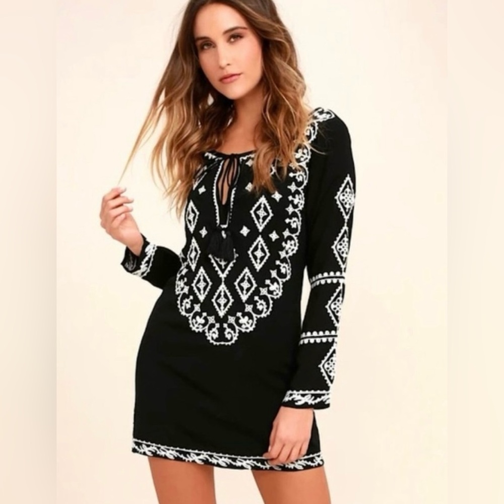 Lulus A Day in the Life Black and White Embroidered Dress